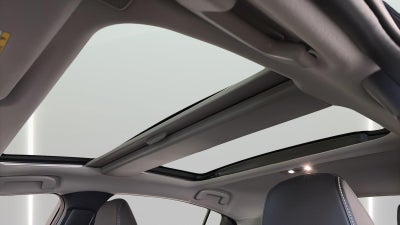 2027 Toyota Prius Xle DG,EE,FE,SR