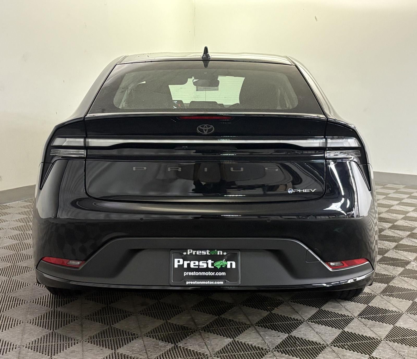 2026 Toyota Prius Plug-in Hybrid SE