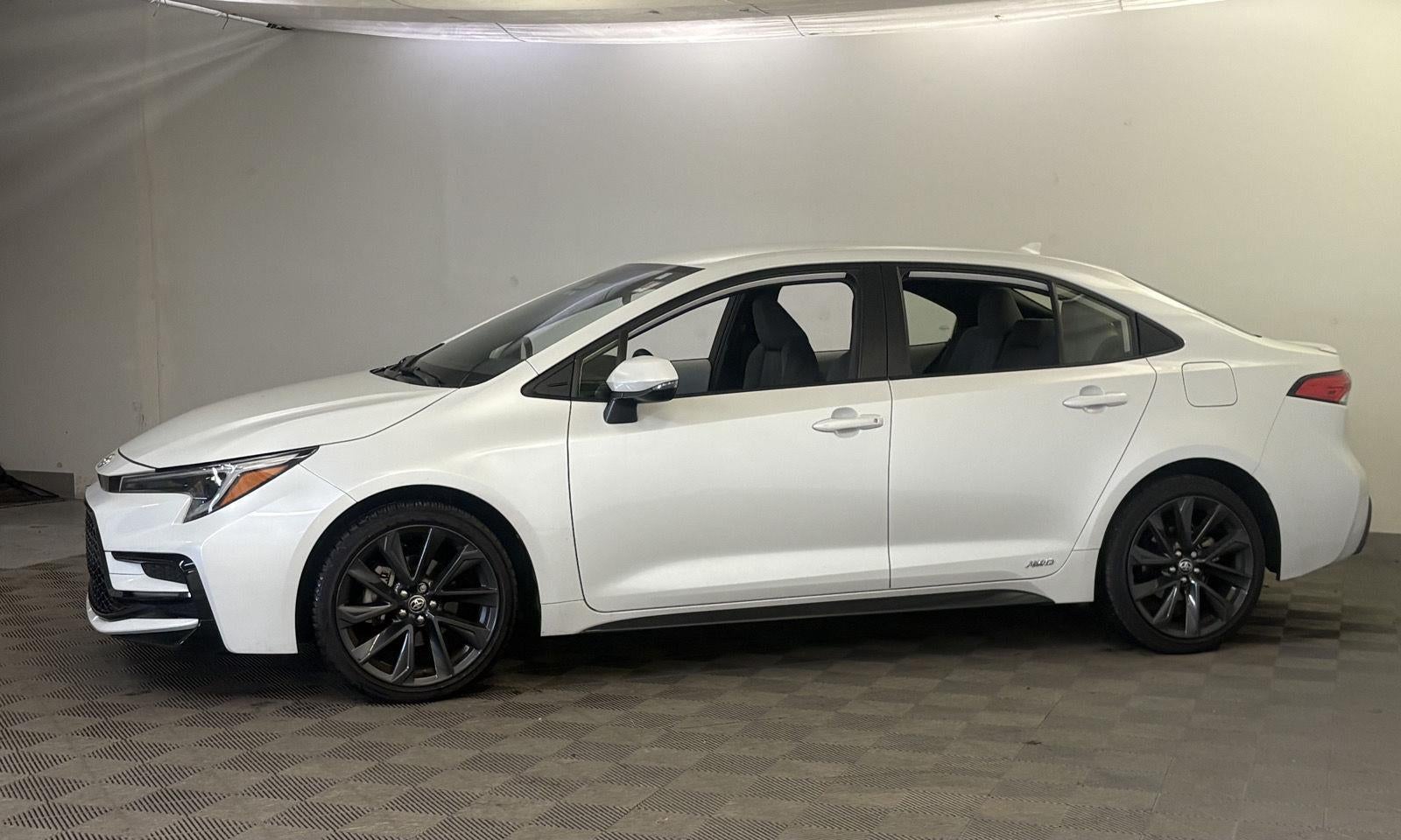 2024 Toyota COROLLA HYBRID Hybrid SE