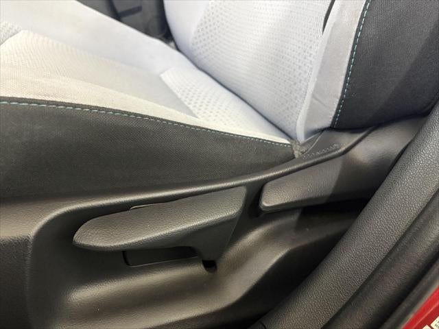 2019 Toyota PRIUS LE