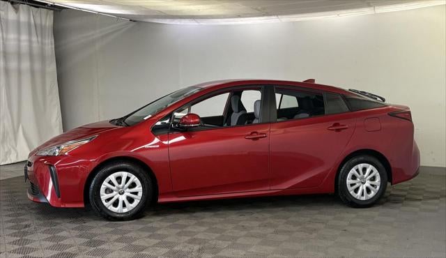 2019 Toyota PRIUS LE