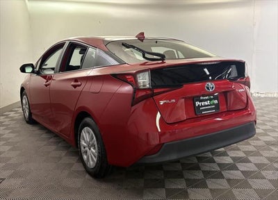 2019 Toyota PRIUS LE