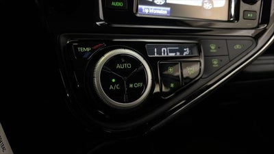 2018 Toyota Prius c Two