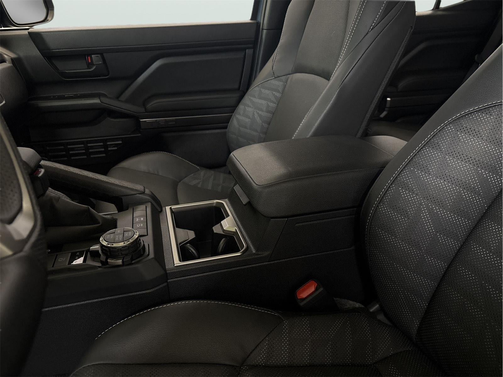 2025 Toyota 4RUNNER TRD Off-Road Premium