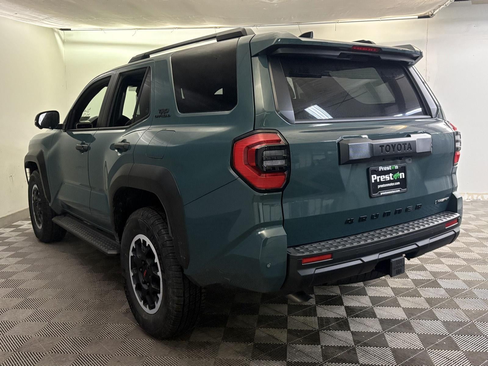 2026 Toyota 4Runner i-FORCE MAX TRD Off-Road Premium i-FORCE MAX