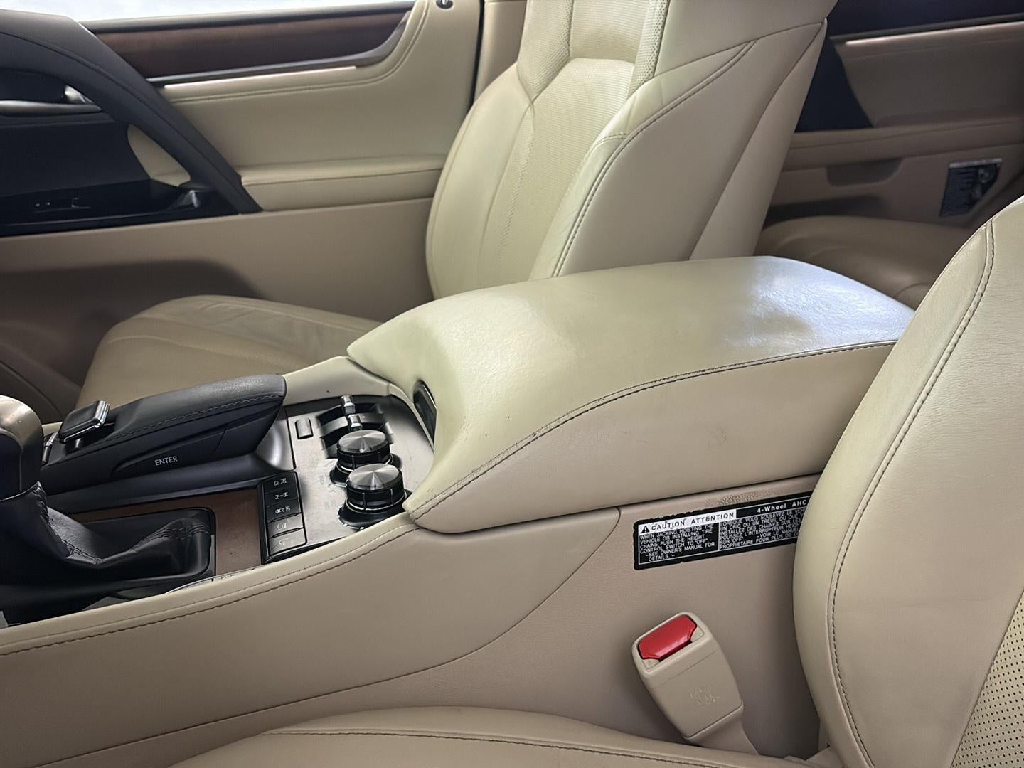 2016 Lexus LX 570 Base