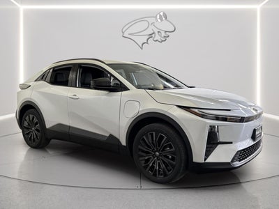2026 Toyota C-HR XSE
