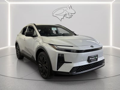 2026 Toyota C-HR XSE