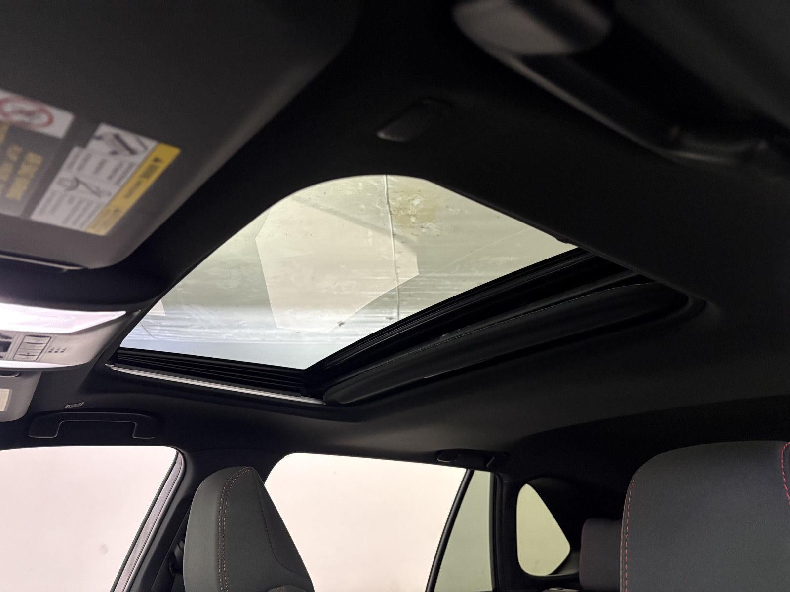 2025 Toyota RAV4 SE AWD SE