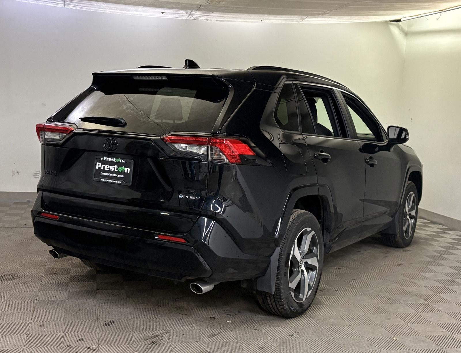 2025 Toyota RAV4 SE AWD SE