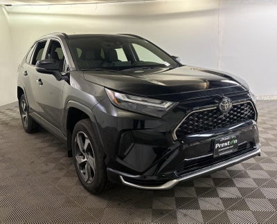 2025 Toyota RAV4 SE AWD SE