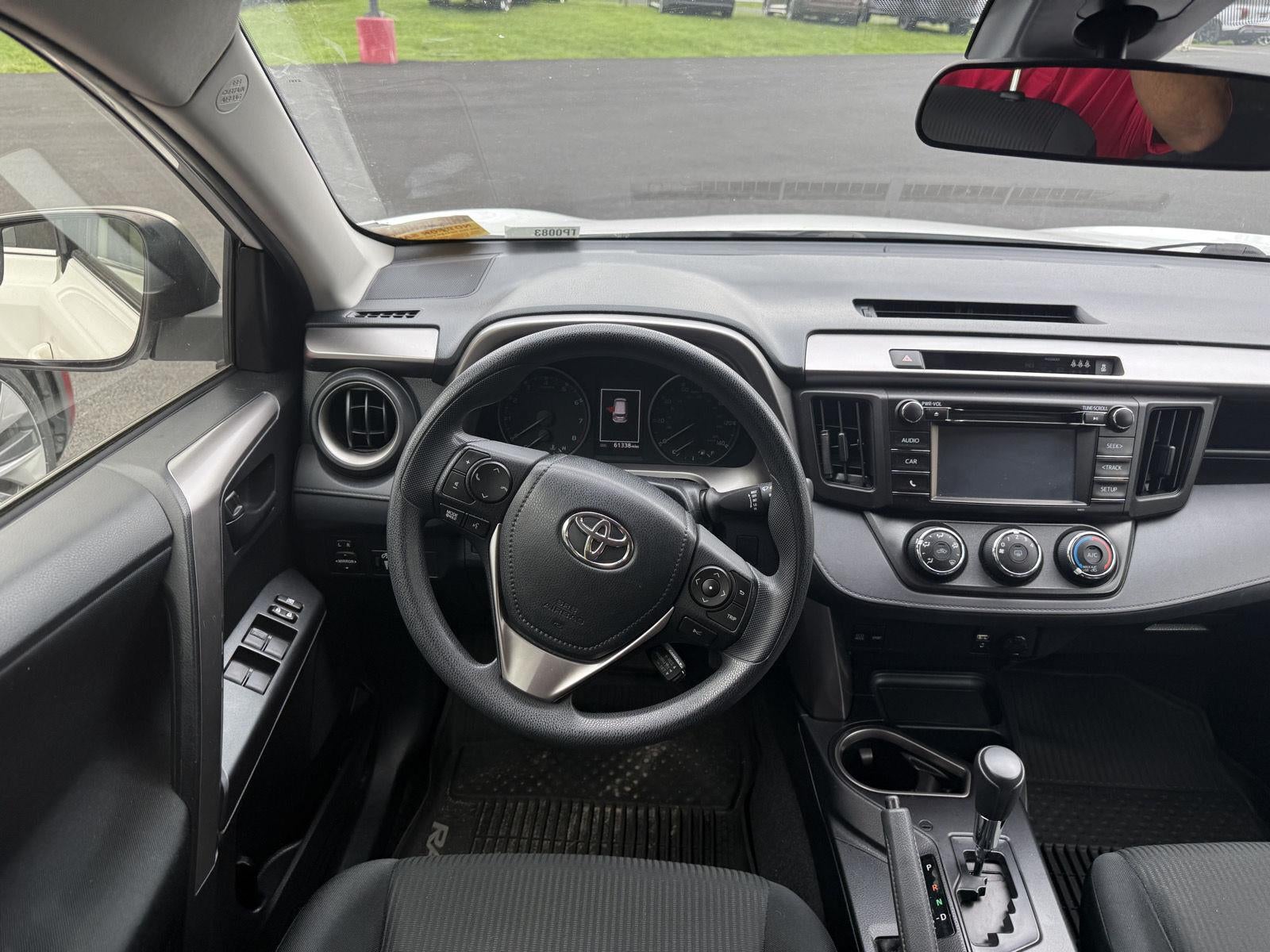 2017 Toyota RAV4 LE