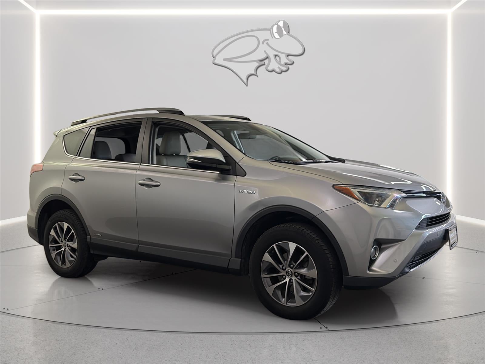 2017 Toyota RAV4 HYBRID XLE