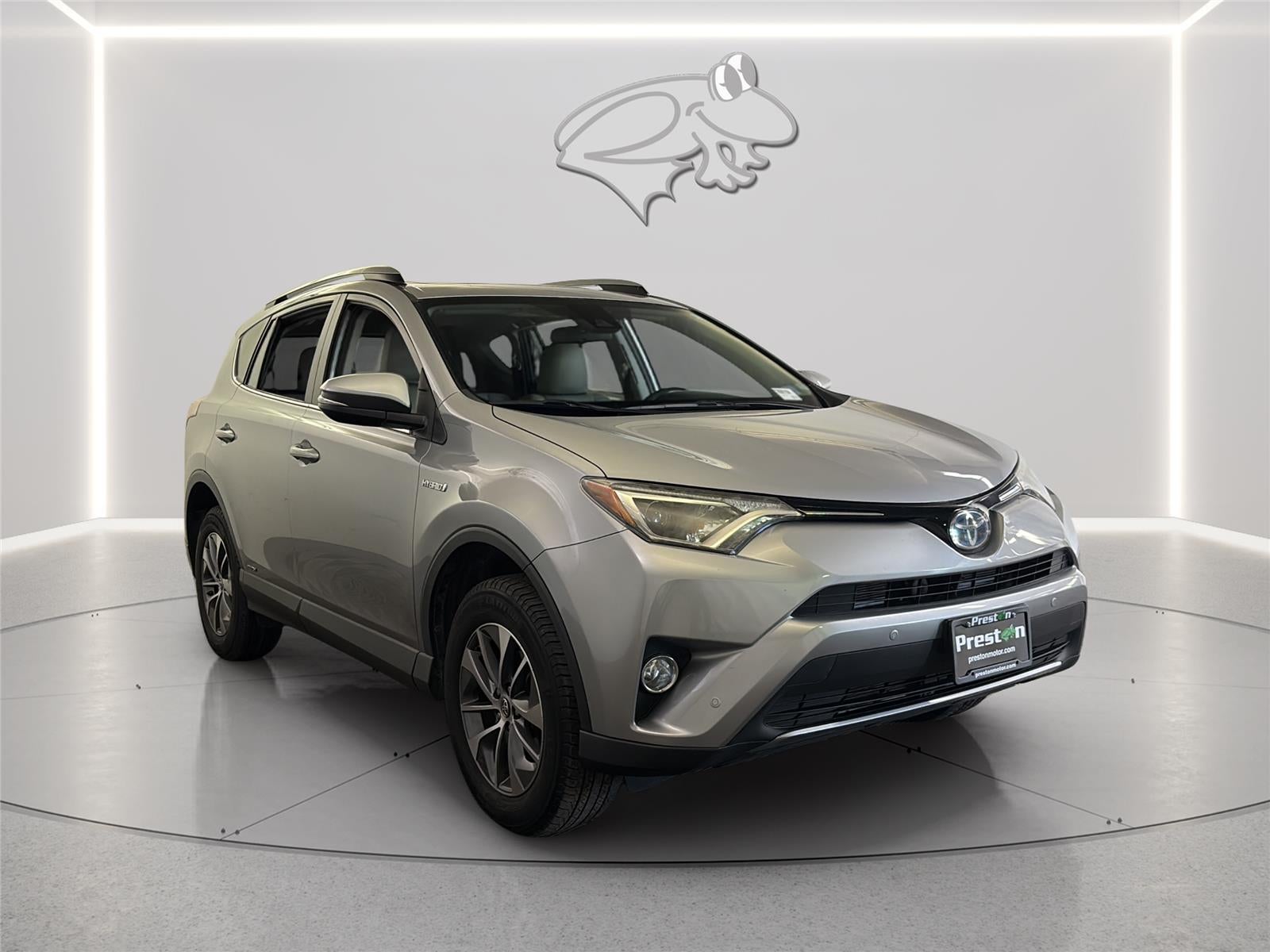 2017 Toyota RAV4 HYBRID XLE