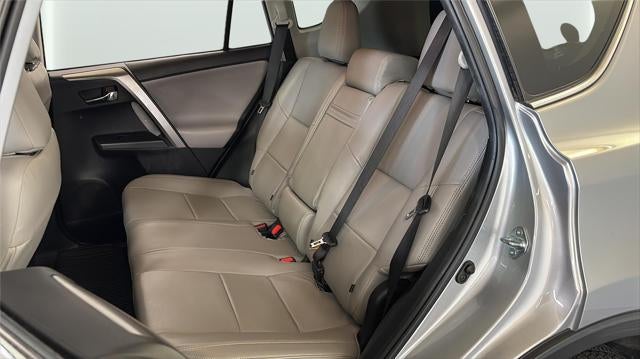 2017 Toyota RAV4 HYBRID XLE