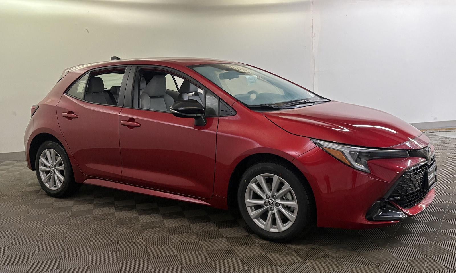 2026 Toyota Corolla Hatchback SE