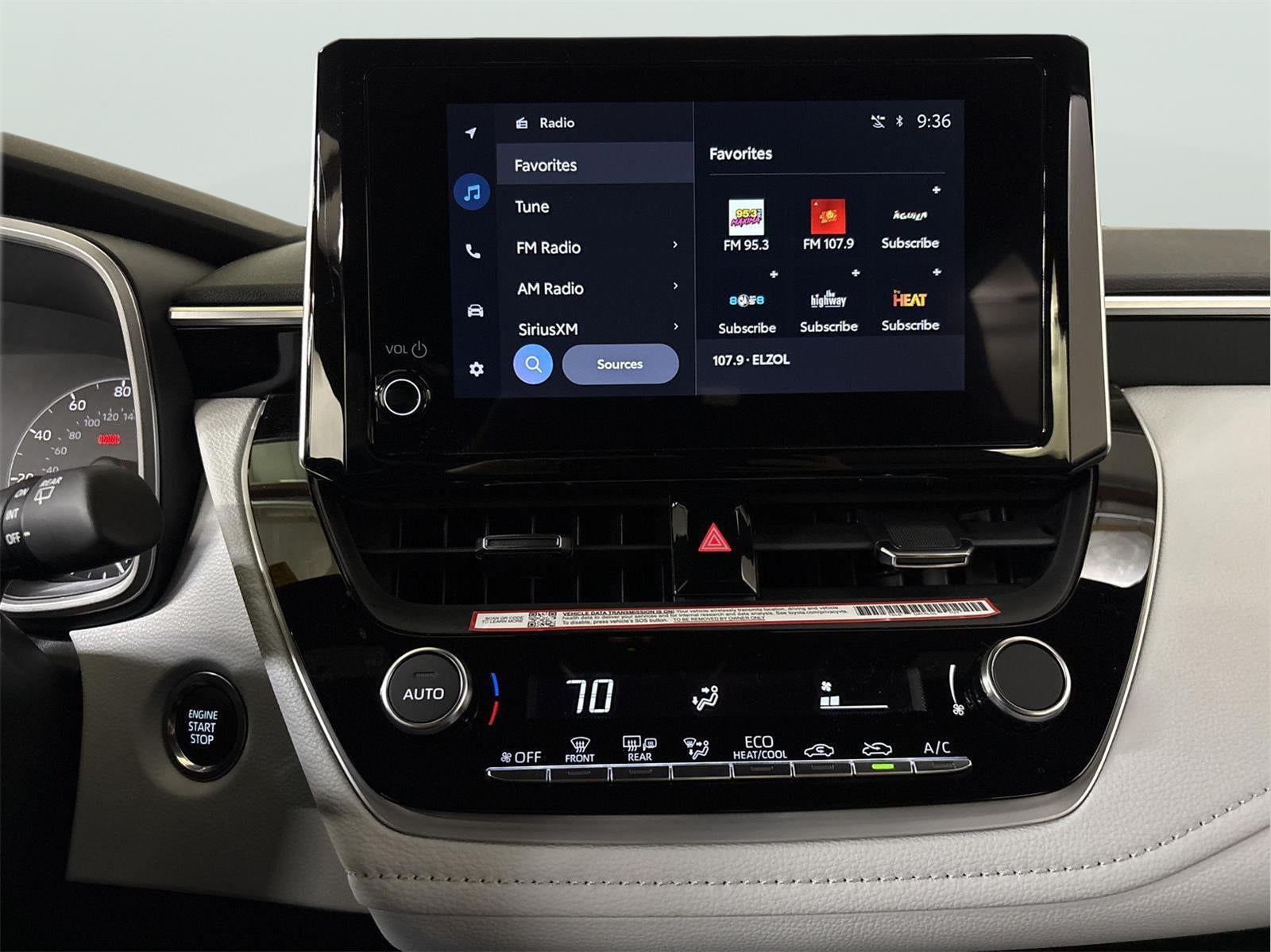 2026 Toyota COROLLA HATCHBACK SE