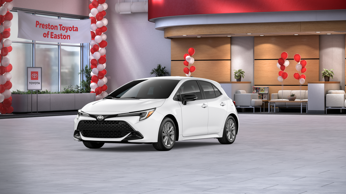 2026 Toyota Corolla Hatchback SE