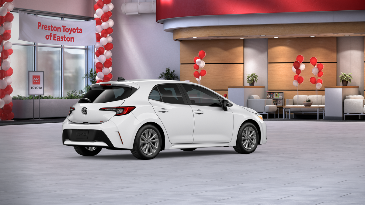 2026 Toyota Corolla Hatchback SE