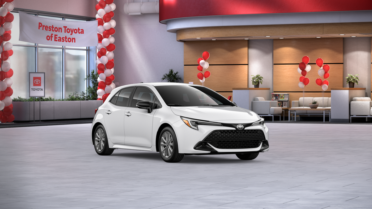 2026 Toyota Corolla Hatchback SE