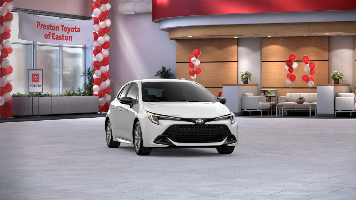 2026 Toyota Corolla Hatchback SE