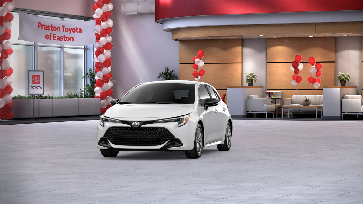 2026 Toyota Corolla Hatchback SE