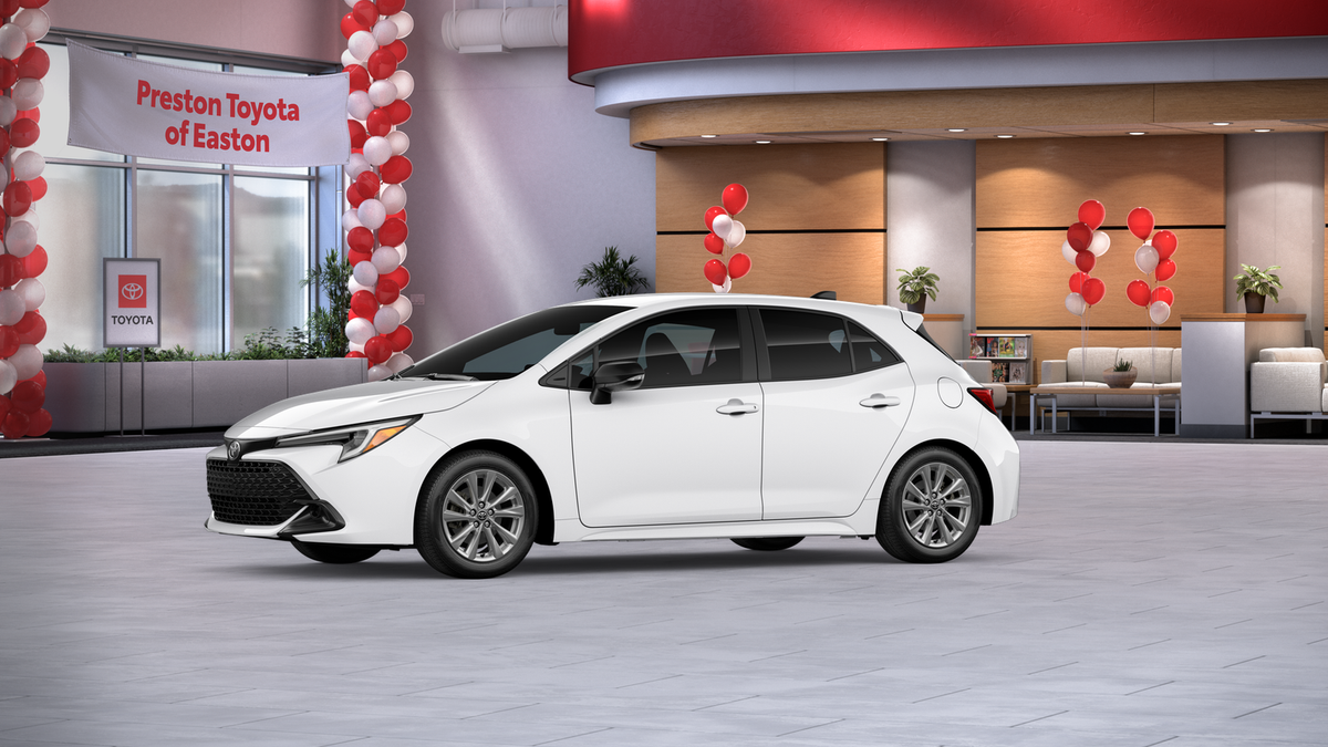 2026 Toyota Corolla Hatchback SE