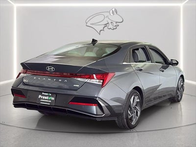 2024 Hyundai Elantra Limited