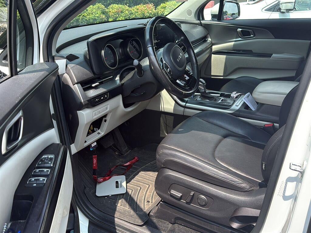 2022 Kia Carnival LXS