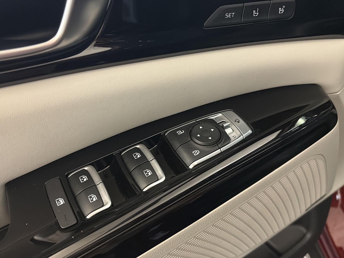 2023 Kia Carnival SX Prestige