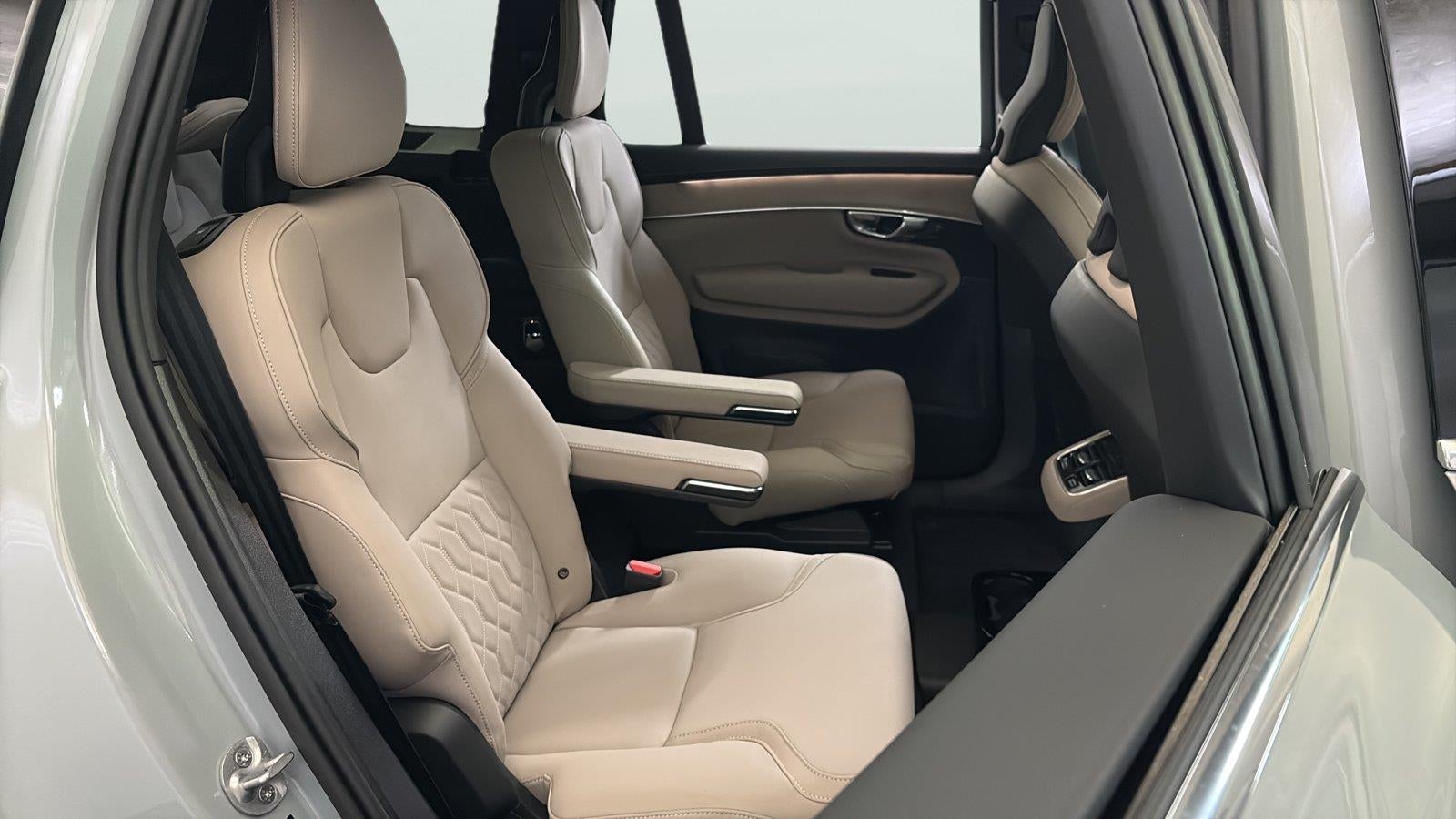 2025 Volvo XC90 Plus