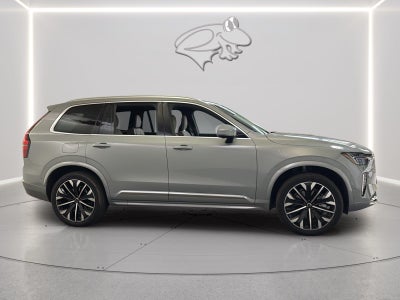 2025 Volvo XC90 Plus