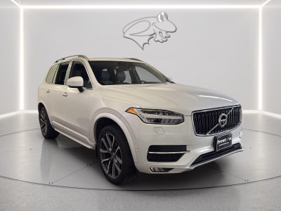 2017 Volvo XC90 Momentum