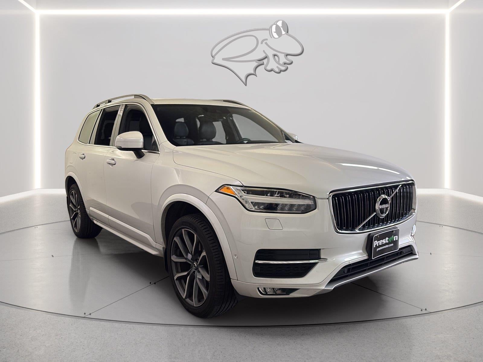 2017 Volvo XC90 Momentum