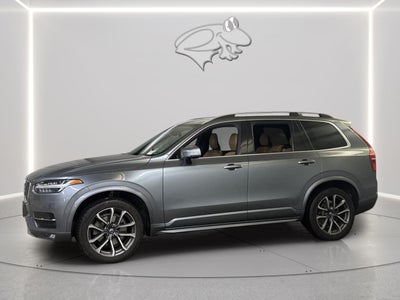 2019 Volvo XC90 Momentum