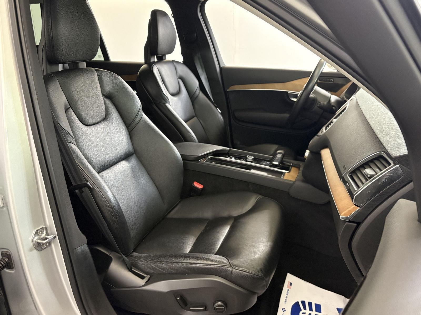 2021 Volvo XC90 Inscription Expression