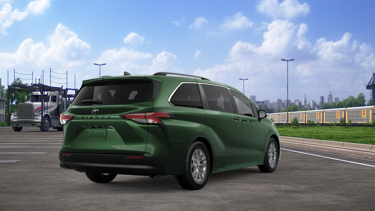 2026 Toyota Sienna LE