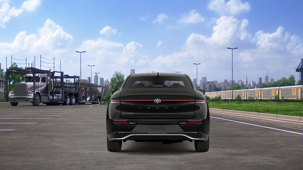 2027 Toyota Toyota Crown XLE